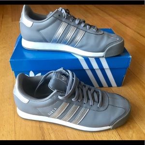 Men’s Adidas Samoa Size 9